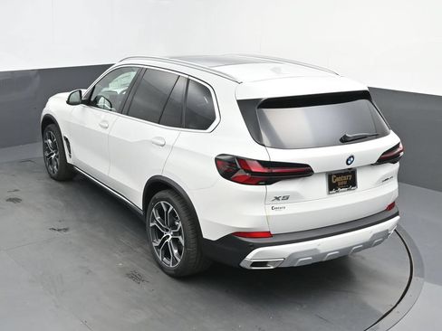 New 2026 BMW X5 sDrive40i w/ Climate Comfort Package RWD image 42