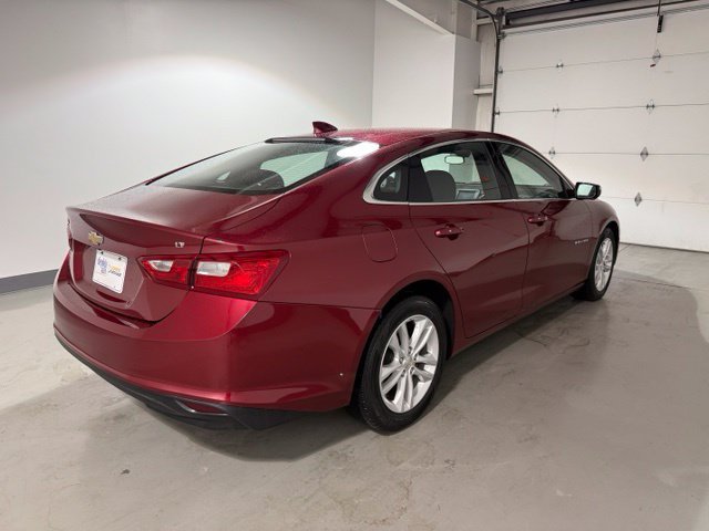 Used 2016 Chevrolet Malibu LT FWD image 7
