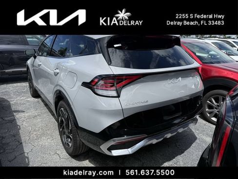 Certified 2025 Kia Sportage SX FWD image 3