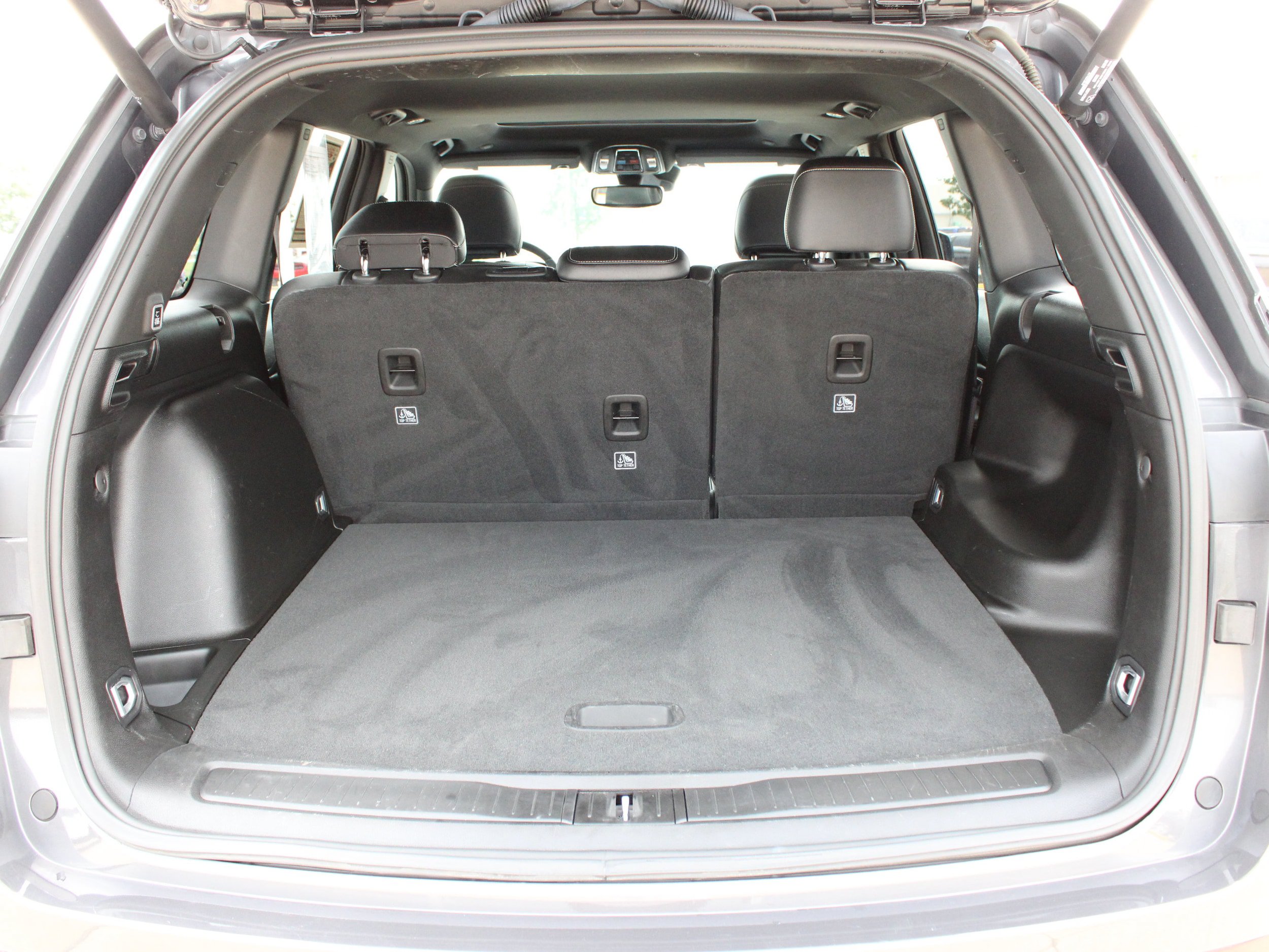 Used 2023 Jeep Grand Cherokee Altitude AWD/4WD image 39