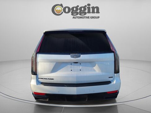 Used 2021 Cadillac Escalade Sport image 4