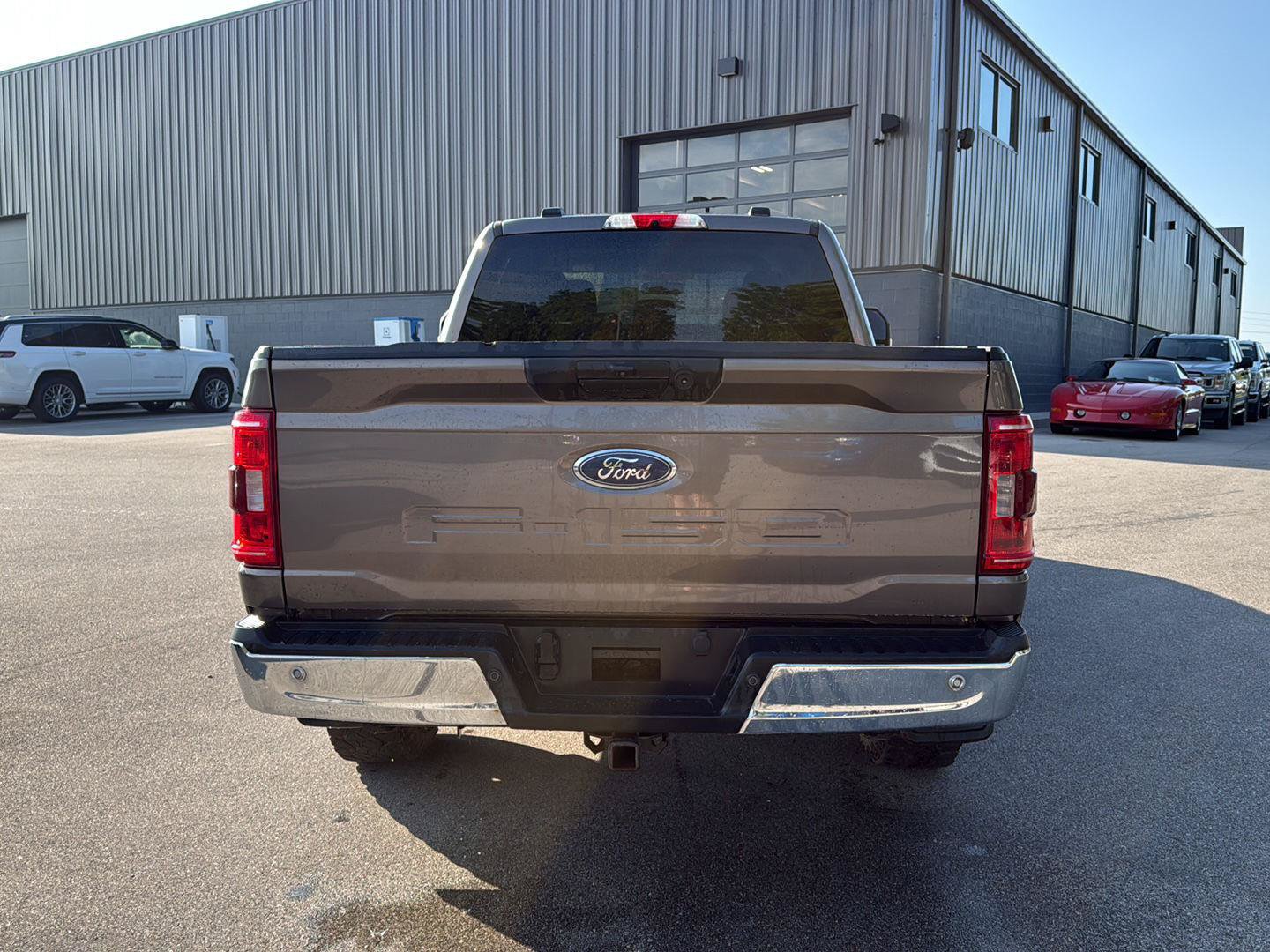 Used 2022 Ford F150 XLT w/ Equipment Group 301A Mid AWD/4WD image 4