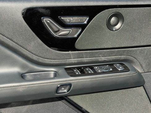 New 2026 Lincoln Aviator Reserve AWD/4WD image 14