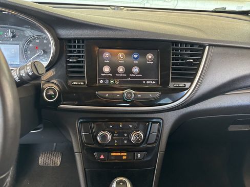 Used 2022 Buick Encore Preferred AWD/4WD image 14