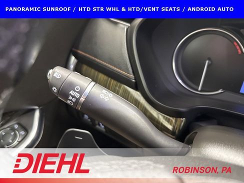 Used 2019 Cadillac XT4 Sport image 25