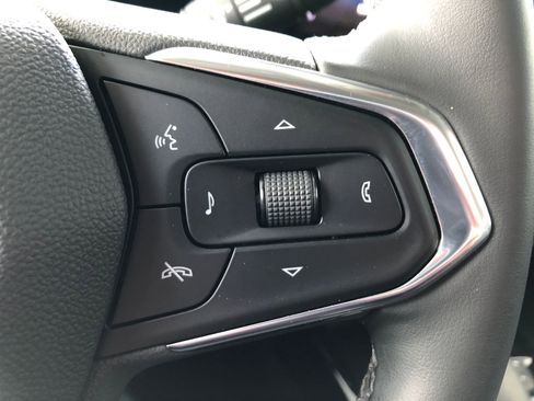 Used 2025 Chevrolet Trax ACTIV w/ Driver Confidence Package FWD image 30