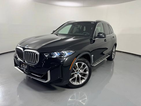 Used 2026 BMW X5 xDrive40i AWD/4WD image 1