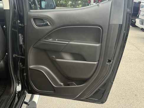 Used 2018 Chevrolet Colorado LT w/ LT Convenience Package RWD image 35