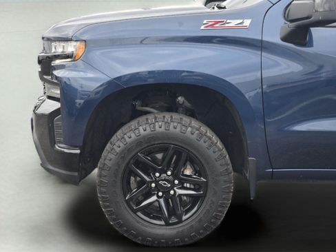 Used 2021 Chevrolet Silverado 1500 LT Trail Boss AWD/4WD image 9