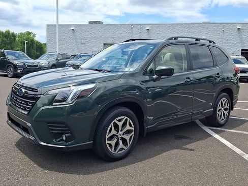 Certified 2024 Subaru Forester Premium AWD/4WD image 3