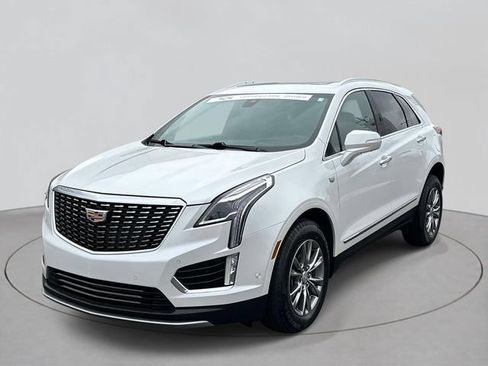 Certified 2023 Cadillac XT5 Premium Luxury w/ Technology Package AWD/4WD image 32