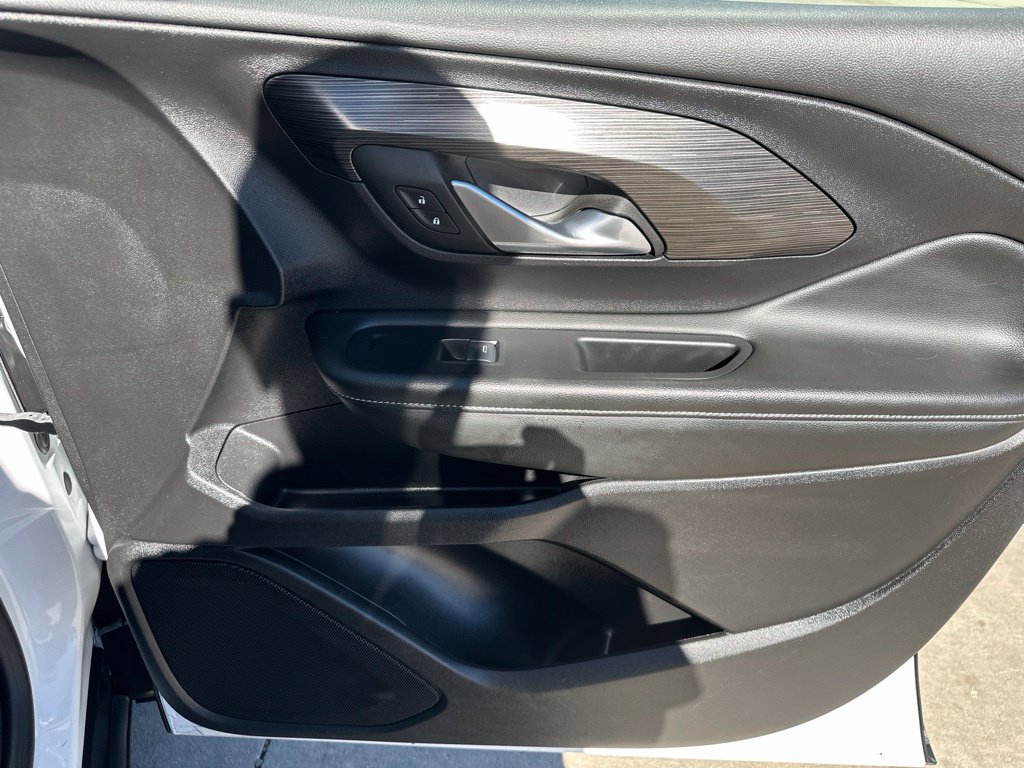 Certified 2024 GMC Terrain SLE AWD/4WD image 32
