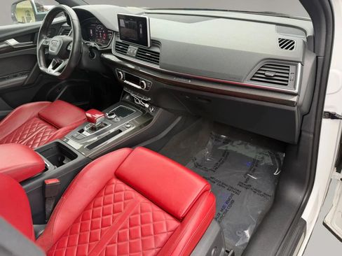 Used 2018 Audi SQ5 Prestige w/ Prestige Package AWD/4WD image 15