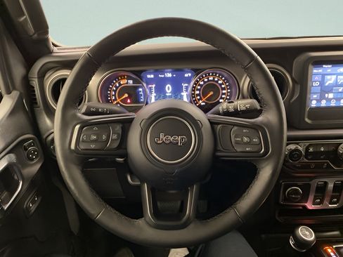 Used 2023 Jeep Wrangler Sport AWD/4WD image 15