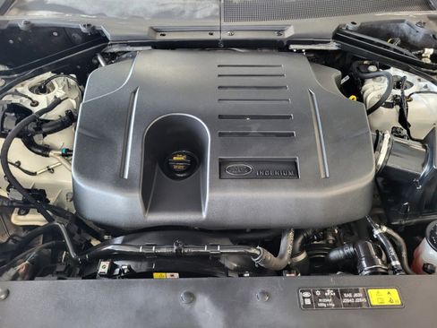 Used 2020 Land Rover Defender 110 HSE AWD/4WD image 29