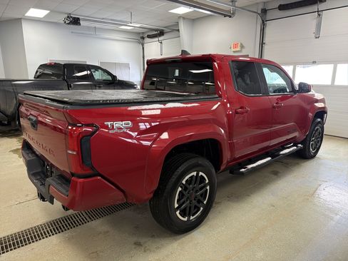 Used 2024 Toyota Tacoma TRD Sport AWD/4WD image 6