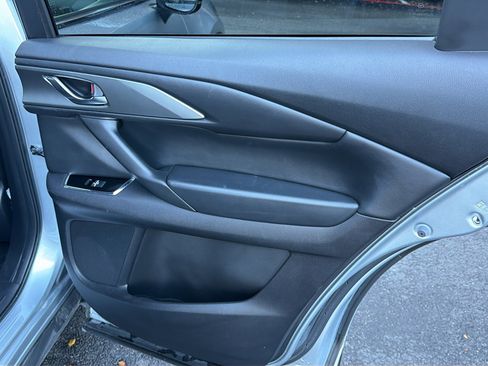 Certified 2023 MAZDA CX-9 Touring Plus image 34