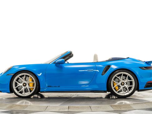 Used 2022 Porsche 911 Turbo S image 6