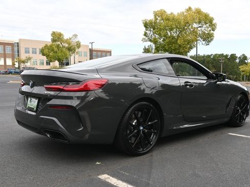 Used 2023 BMW M850i xDrive Coupe image 9