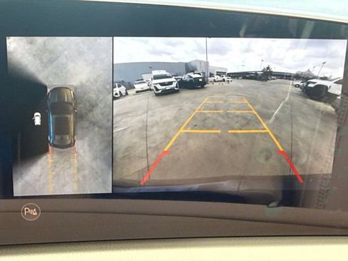 Certified 2025 Cadillac XT4 Premium Luxury w/ Cold Weather Package image 9