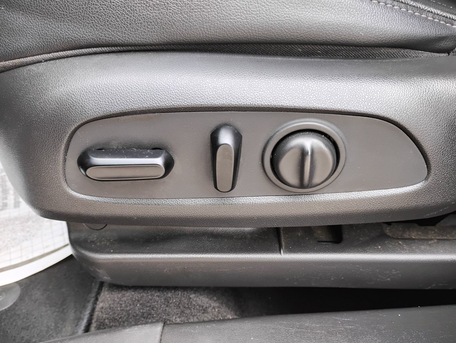 Used 2021 Buick Encore GX Select FWD image 24