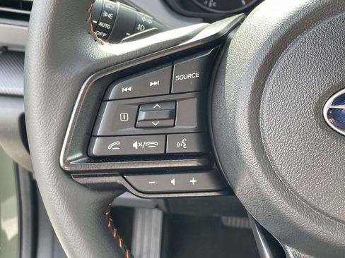 Certified 2025 Subaru Crosstrek 2.5i Limited w/ Crosstrek Mirror Package image 22