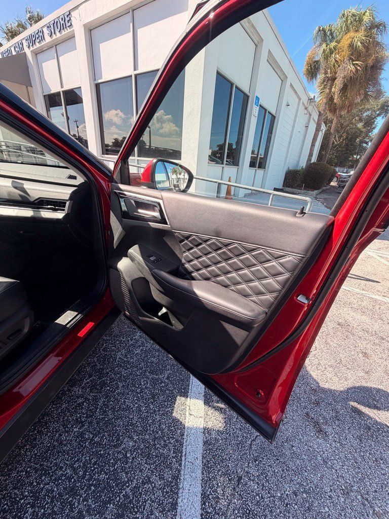 Used 2023 Mitsubishi Outlander SEL FWD image 26