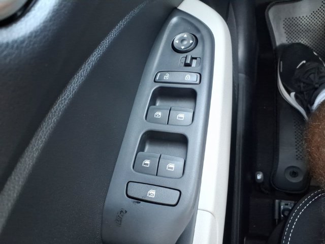 New 2026 Hyundai Venue SEL FWD image 23
