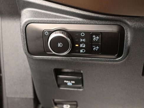 Used 2023 Ford Bronco Outer Banks image 11