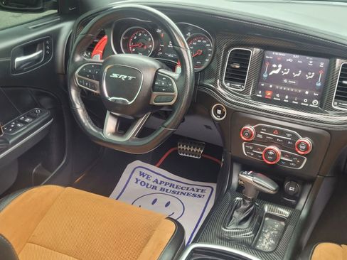 Used 2022 Dodge Charger Scat Pack RWD image 9