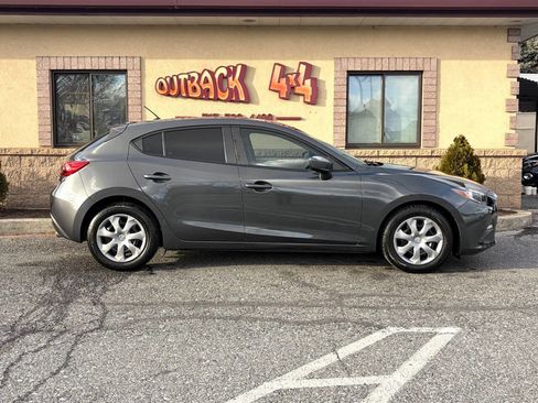 Used 2014 MAZDA MAZDA3 i Sport image 27