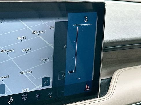 Used 2024 Lincoln Corsair Grand Touring image 20