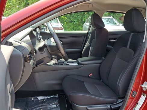 Used 2021 Nissan Sentra SV FWD image 15