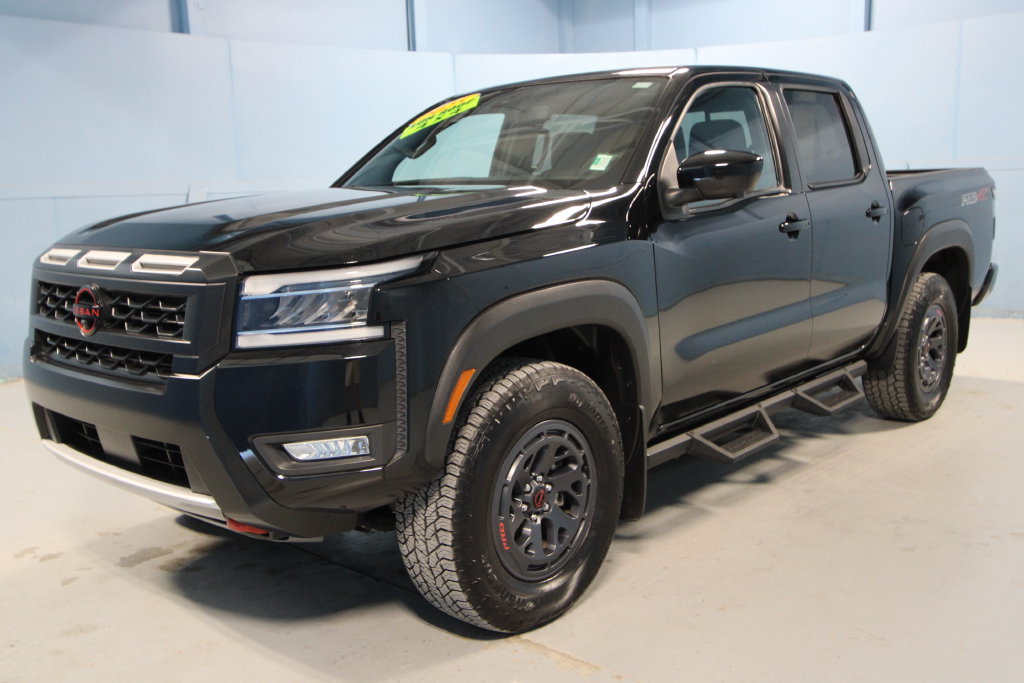 Used 2025 Nissan Frontier PRO-4X w/ Pro Premium Package AWD/4WD image 32