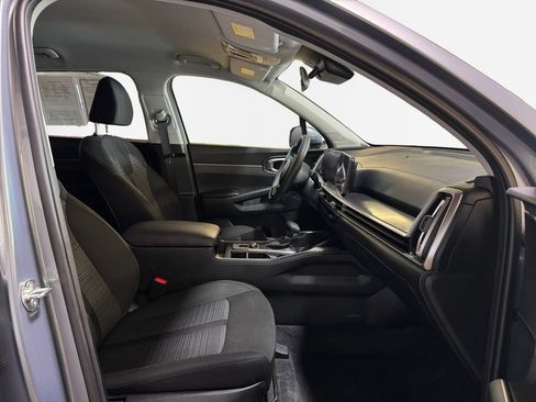 Certified 2024 Kia Sorento LX FWD image 26