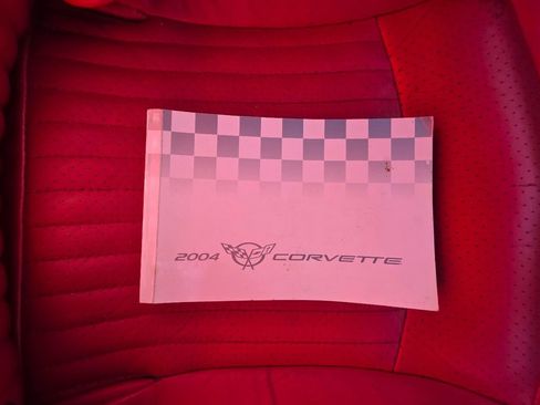 Used 2004 Chevrolet Corvette Coupe w/ Preferred Equipment Group image 39