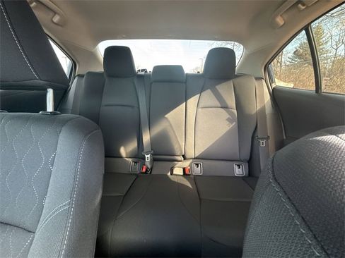 Used 2024 Toyota Corolla LE image 21