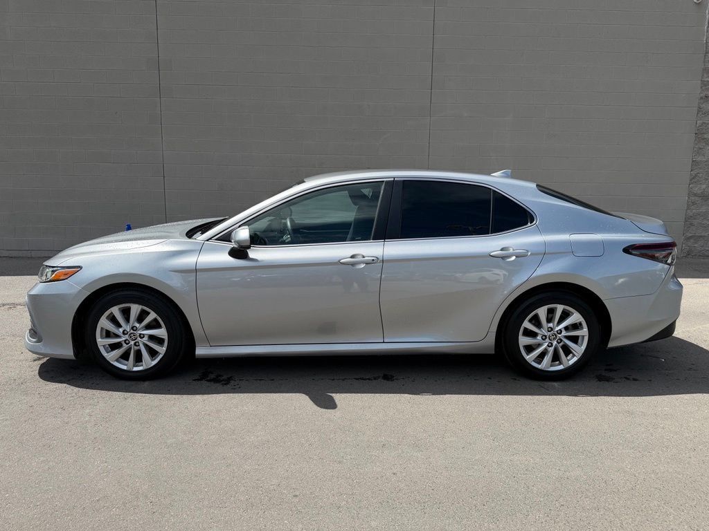 Used 2021 Toyota Camry LE FWD image 2