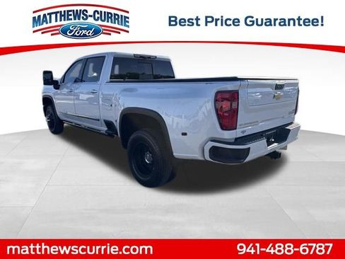 Used 2024 Chevrolet Silverado 3500 High Country w/ High Country Premium Package AWD/4WD image 6