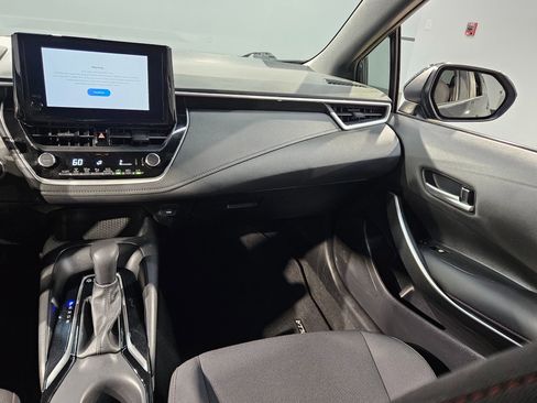 Used 2024 Toyota Corolla SE image 11