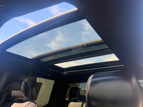 Used 2016 Ford F150 Lariat w/ Equipment Group 502A Luxury image 31