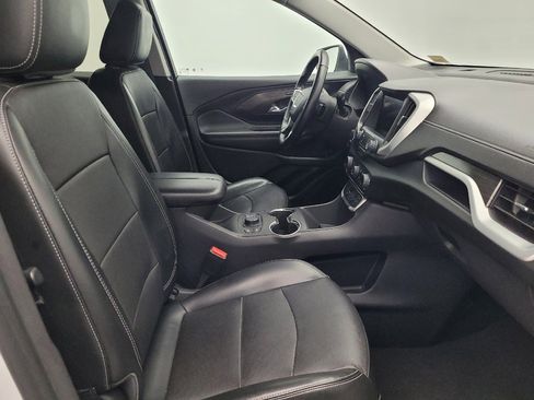 Used 2023 GMC Terrain SLT image 21