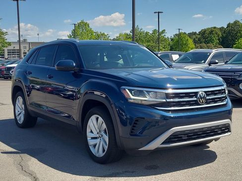 Used 2023 Volkswagen Atlas Cross Sport SE w/ Panoramic Sunroof Package AWD/4WD image 7