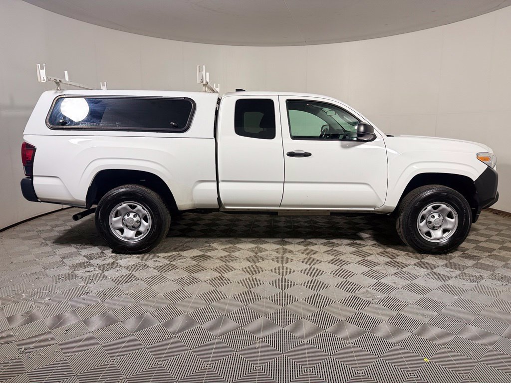 Used 2023 Toyota Tacoma SR RWD image 9