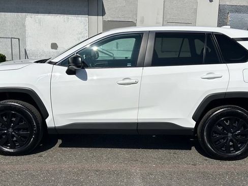 Certified 2023 Toyota RAV4 LE AWD/4WD image 8