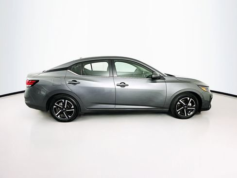 Used 2024 Nissan Sentra SV image 10