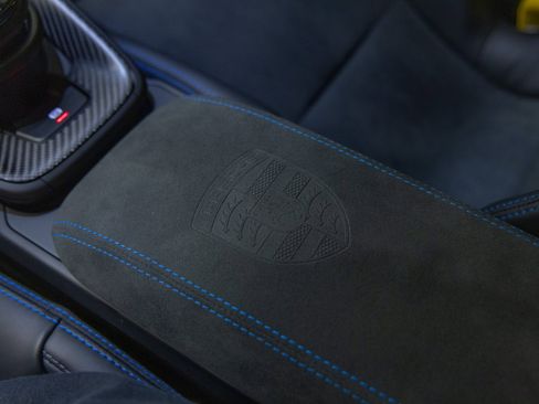 Used 2025 Porsche 911 GT3 image 38