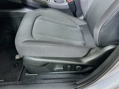 Certified 2024 Subaru Crosstrek 2.0i Premium AWD/4WD image 19