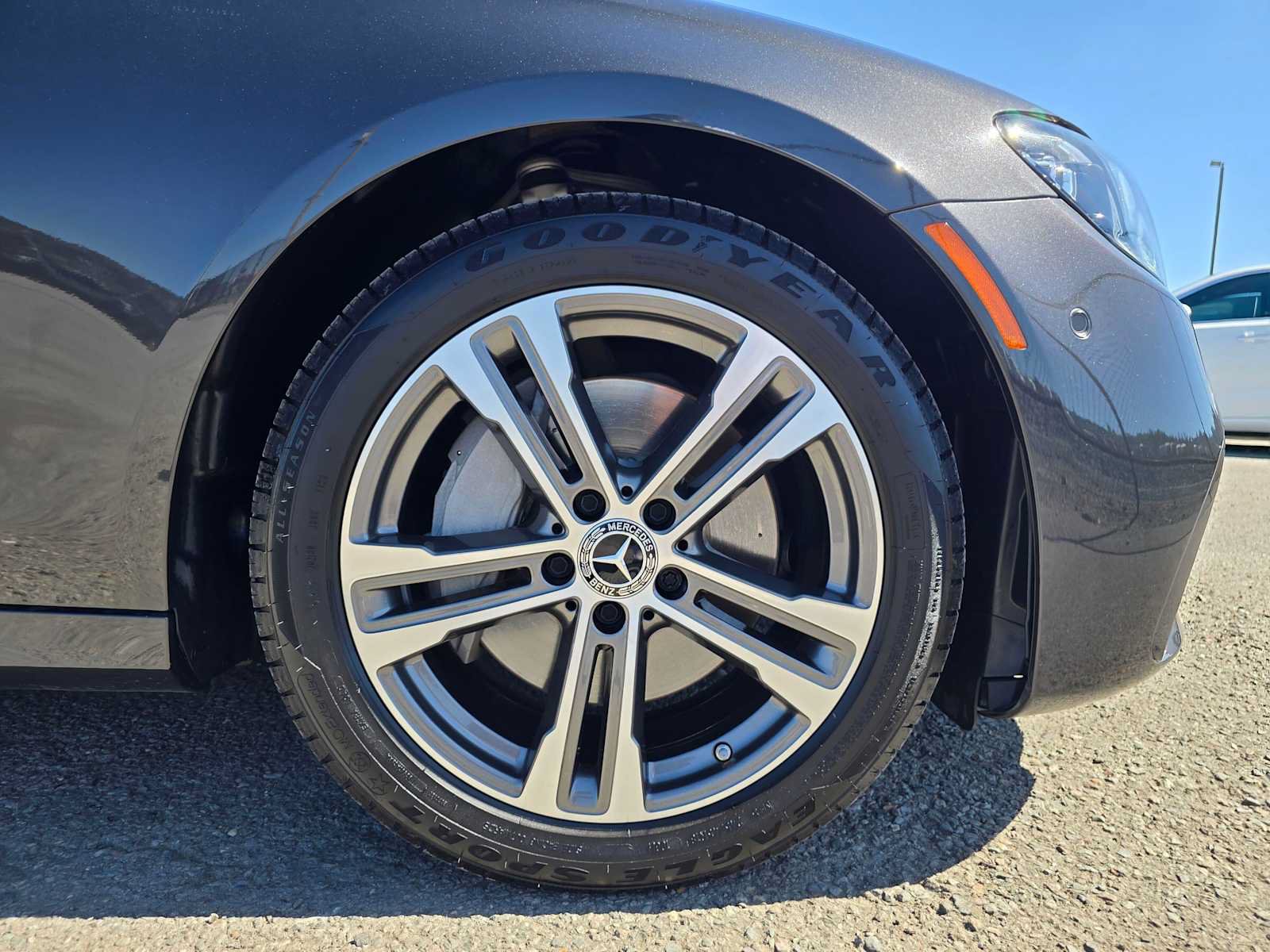 Used 2023 Mercedes-Benz E 350 Sedan image 9