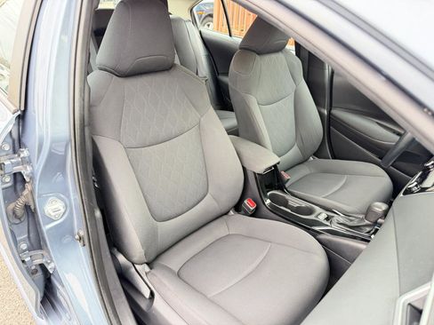 Used 2022 Toyota Corolla LE FWD image 37